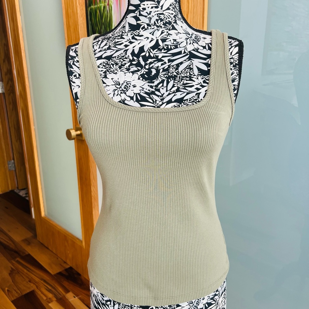 eri + ali - Anthropologie Olive Ribbed Tank Top